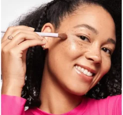 Essence pędzel do makijażu 01 Blending Hero