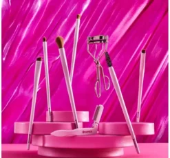 Essence pędzel do makijażu Buffer Brush 01 Buff Away Your Problems