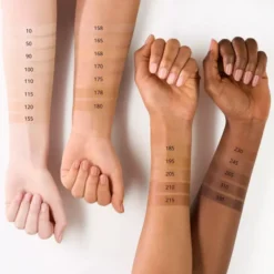 Essence Silky Blur Hydrating Longwear Foundation nawilżający podkład do twarzy 168 30 ml