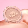 Essence Soft Touch Bouncy Glow rozświetlacz do twarzy 20 Glazed Dew 4 g