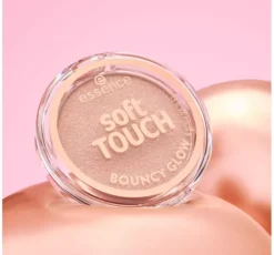 Essence Soft Touch Bouncy Glow rozświetlacz do twarzy 20 Glazed Dew 4 g
