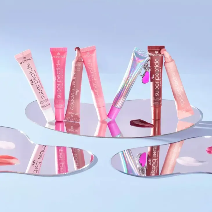 Essence The Super Peptide Glossy Lip Treatment błyszczący balsam do ust 07 Sugardorable! 10 ml