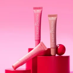 Essence The Super Peptide Glossy Lip Treatment błyszczący balsam do ust 07 Sugardorable! 10 ml