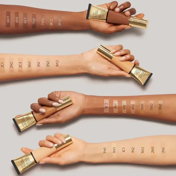 Estée Lauder Futurist Hydra Rescue Moisturizing Makeup SPF45 podkład do twarzy 2C1 Pure Beige 35 ml