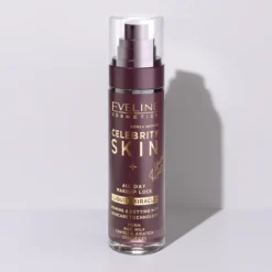 Eveline Cosmetics Celebrity Skin Liquid Miracle utrwalająco-pielęgnująca mgiełka do makijażu 100 ml