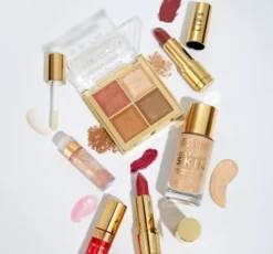 Eveline Cosmetics Celebrity Lips Matte kremowa pomadka o matowym wykończeniu 507 Bare 4,1 g