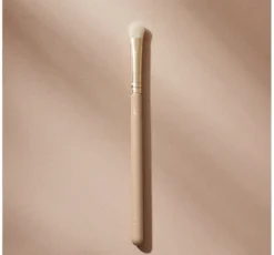 Eveline Cosmetics pędzel do aplikacji cieni E01