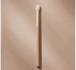 Eveline Cosmetics pędzel do blendowania cieni E03