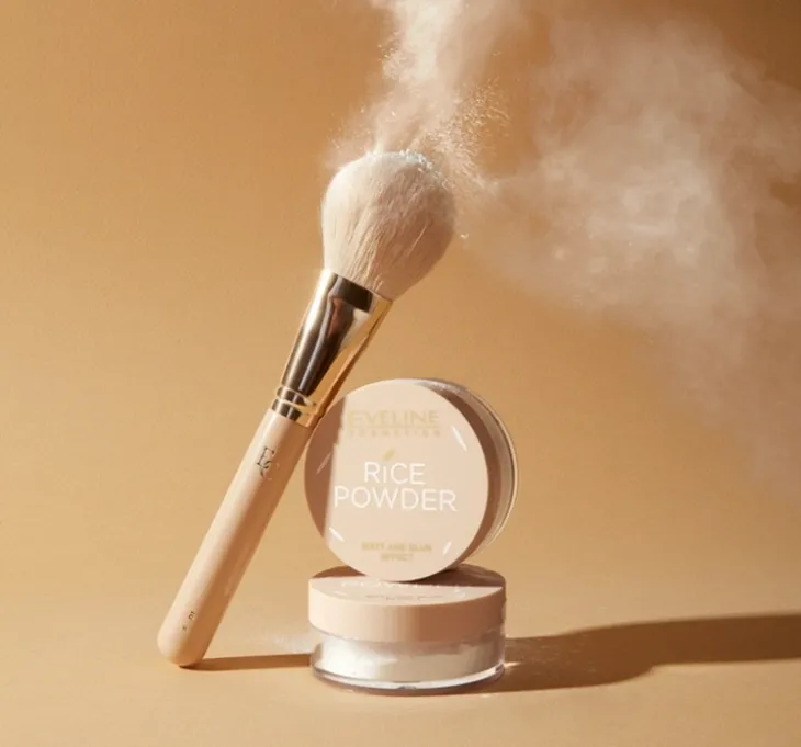 Eveline Cosmetics transparentny puder ryżowy do twarzy 10 g