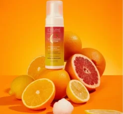 Eveline Cosmetics Vitamin C 3 x Action rozświetlająca pianka do mycia twarzy 150 ml
