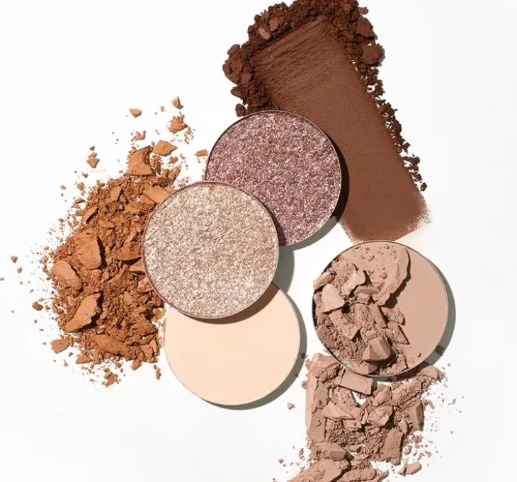 Eveline Cosmetics Wonder Match cień do powiek 04 Brown 3 g