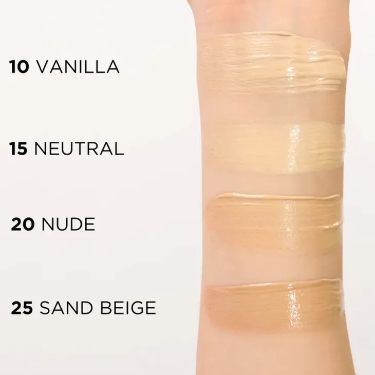 Eveline Cosmetics Wonder Match Lumi luksusowy podkład rozświetlający 25 Sand Beige 30 ml