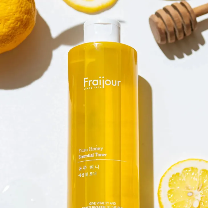 Fraijour Yuzu Honey Essential Toner odżywczy tonik do twarzy 250 ml