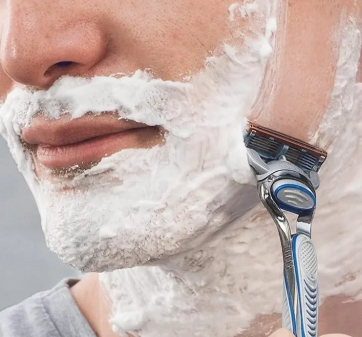 Gillette Fusion5 maszynka do golenia dla mężczyzn rączka + 2 wkłady