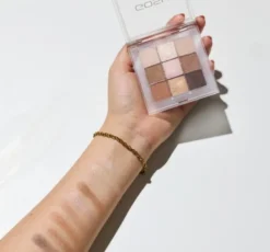 Gosh Eyedentity paleta cieni do powiek 007 Be Honey 6 g