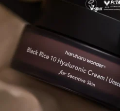 Haruharu Wonder Black Rice 10 Hyaluronic Cream nawilżający krem do twarzy 50 ml