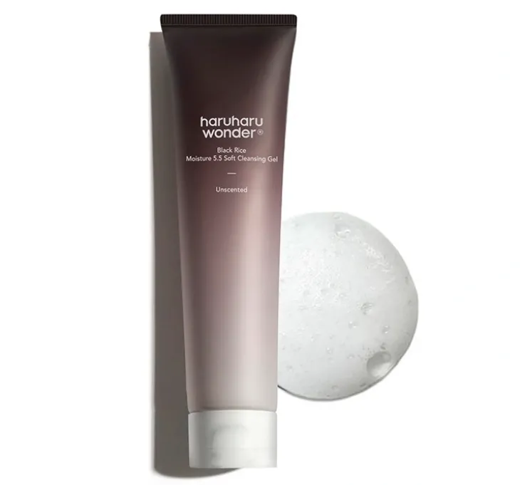 Haruharu Wonder Black Rice Moisture 5.5 Soft oczyszczający żel do mycia twarzy 100 ml