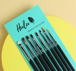 Hulu Perfect Cat Eye zestaw 8 pędzli do makijażu
