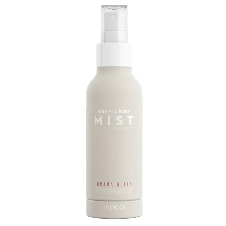 Indigo odświeżająco-ujędrniająca mgiełka do włosów i ciała z kofeiną i różą damasceńską Drama Queen 150 ml