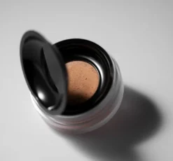 Inglot Blur Effect Loose Powder puder sypki do twarzy 92 Mocha Blur 6 g