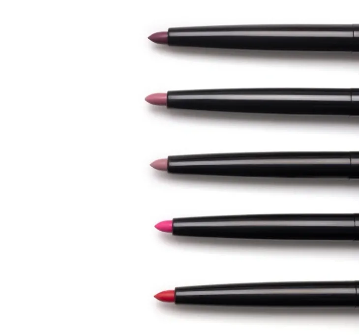 Inglot Colour Play konturówka do ust 319 0,3g
