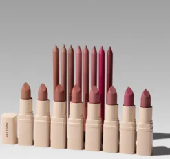 Inglot Creamy Soft pomadka do ust w sztyfcie 501 Classic Nude 4,4g