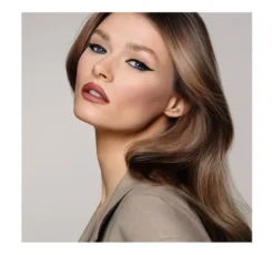 Inglot Matowa pomadka do ust w sztyfcie 445 4,5g