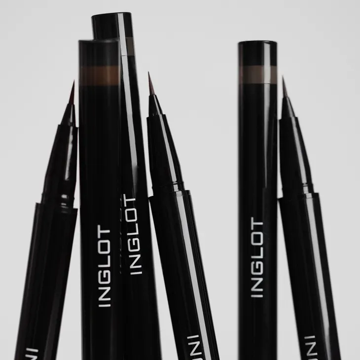 Inglot Multi-Use Brow & Eye Pen multifunkcyjny pisak do brwi i oczu 03 Cool Brown 0,5 ml