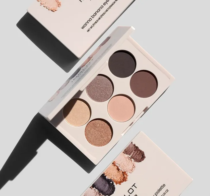 INGLOT PLAYINN PALETA CIENI WANNA BANANA 8G