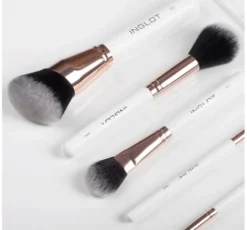 Inglot PlayInn pędzel do makijażu 208
