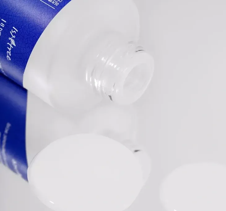 Isntree Hyaluronic Acid nawilżająca esencja do twarzy 50ml