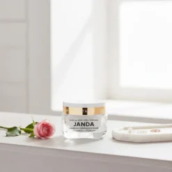 Janda Ceramides Premium krem suplementacyjny o zwiększonej skuteczności, nawilżenie i redukcja zmarszczek 50 ml