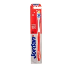 JORDAN TOTAL CLEAN SZCZOTECZKA DO ZĘBÓW MEDIUM