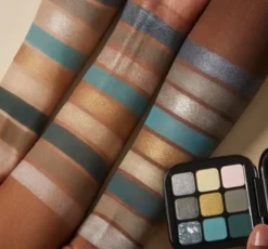 KIKO Milano Glamour Multi Finish mini paletka cieni 06 Green Vibes 2,5g