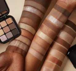 KIKO Milano Glamour Multi Finish mini paletka cieni 01 Earth Tones 2,5g