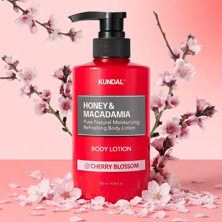 Kundal Honey & Macadamia nawilżający balsam do ciała Cherry Blossom 500 ml