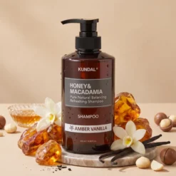 Kundal Honey & Macadamia nawilżający szampon do włosów Amber Vanilla 500 ml