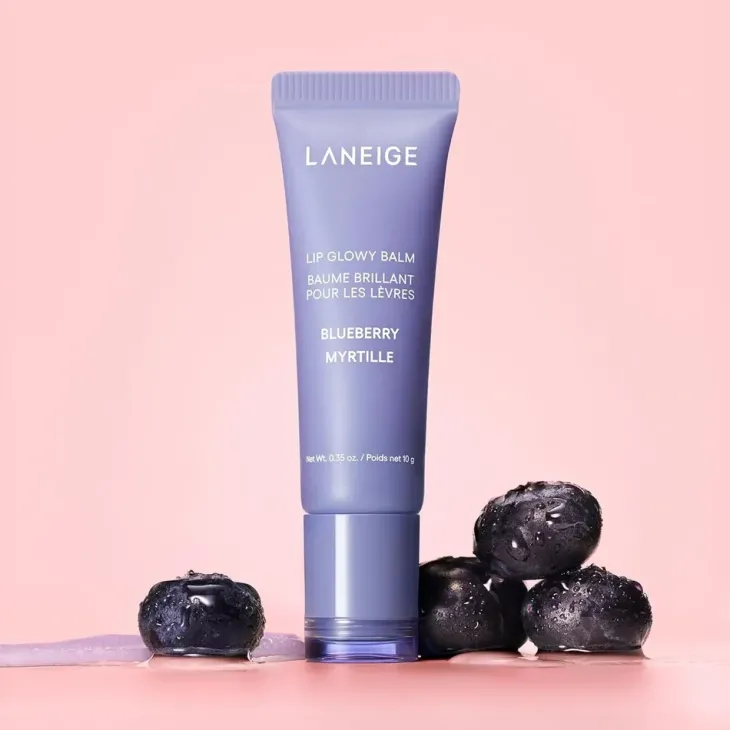 Laneige Lip Glowy Balm nawilżający balsam do ust Blueberry 10 g