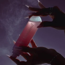 Lilaland Pink Refresher nawilżająco-regenerujący tonik do twarzy 100 ml