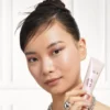 L'Oréal Paris Lumi Glotion rozświetlacz w płynie 901 Fair Glow 40 ml