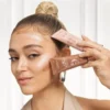 L'Oréal Paris Lumi Glotion rozświetlacz w płynie 903 Medium Glow 40 ml