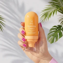 Lovely Cleaming Guard Citrus Notes rozświetlająca mgiełka utrwalająca makijaż 60 ml