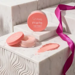 Lovely Peachy Color Balance sypki puder pod oczy 3,5 g