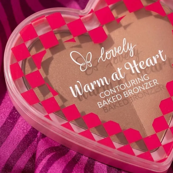 Lovely Warm at Heart podwójny bronzer wypiekany do twarzy 9 g