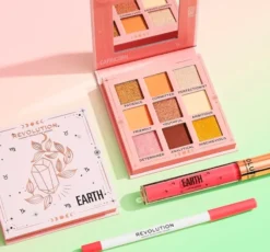 Makeup Revolution Fantasy Earth zestaw kosmetyków do ust