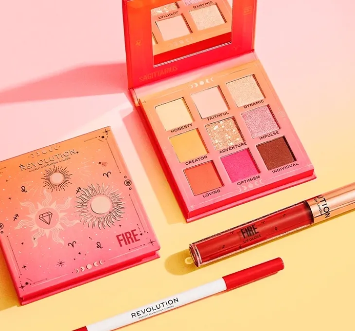 Makeup Revolution Fantasy Fire zestaw kosmetyków do ust