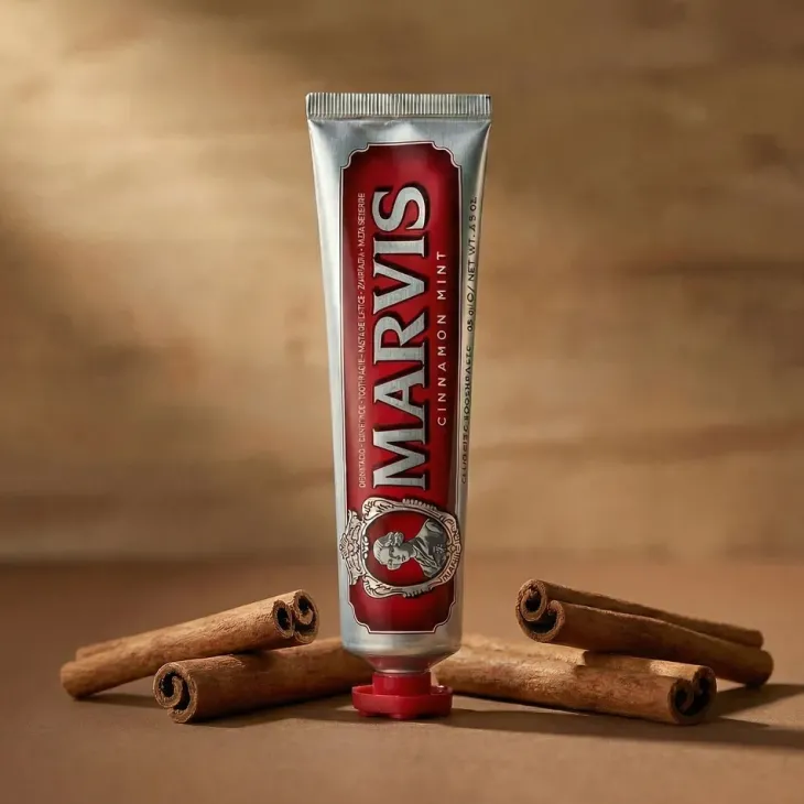 Marvis Cinnamon Mint pasta do zębów cynamonowo-miętowa 85 ml