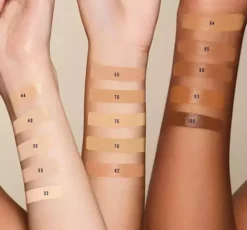 Max Factor Miracle Pure podkład poprawiający kondycję skóry 33 Crystal Beige 30 ml