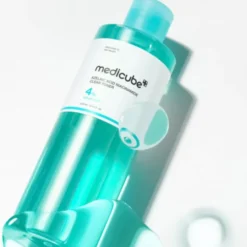Medicube Azelaic Acid Clear Toner oczyszczający tonik rozjaśniający z kwasem azelainowym 250 ml