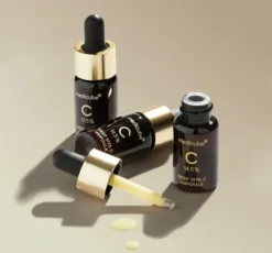 Medicube Deep Vita C Ampoule 2.0 rozjaśniająco-ujędrniające ampułki do twarzy z witaminą C 3 x 10 g